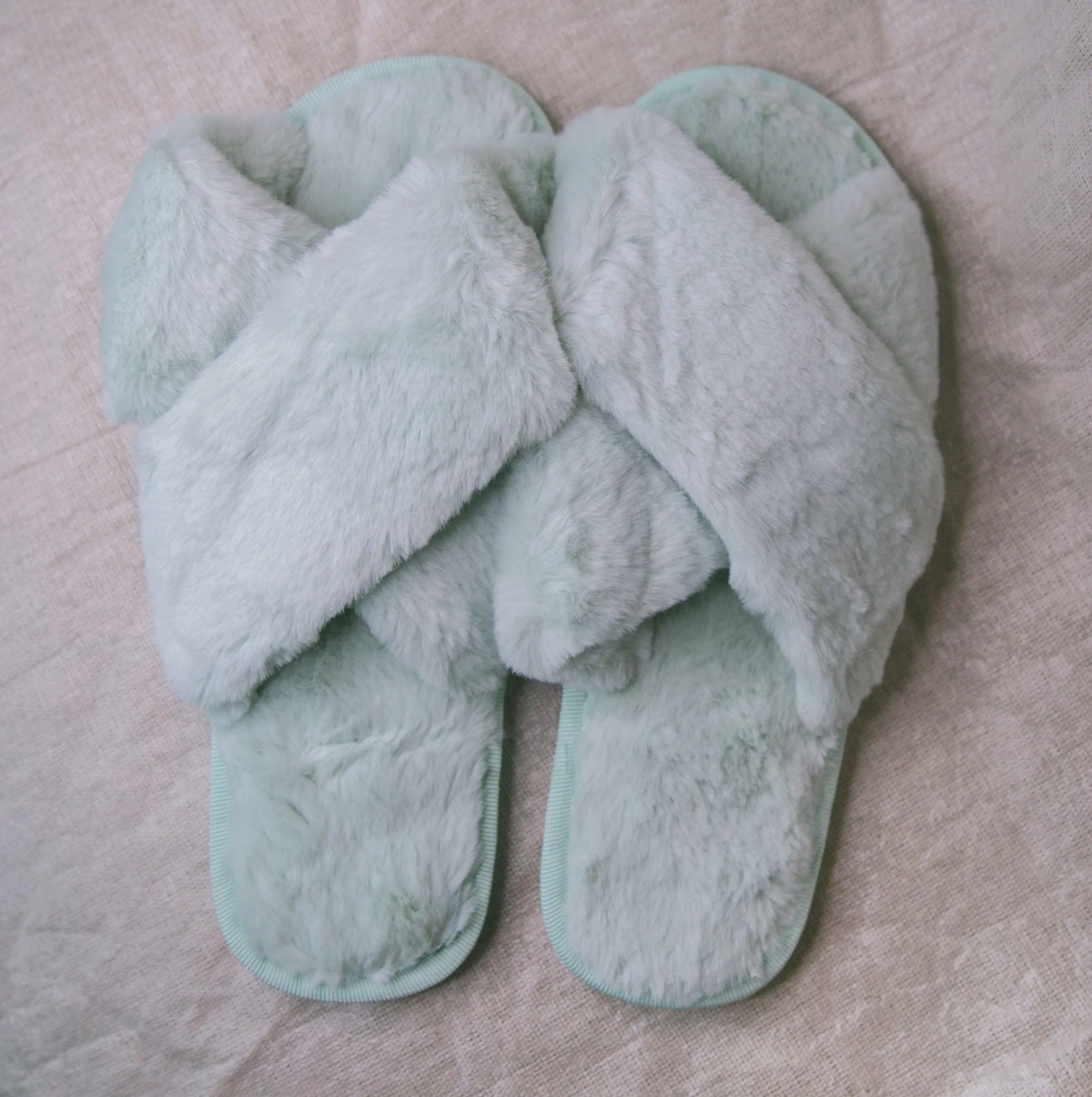 Blossom Faux Fur Slippers - Mint Green